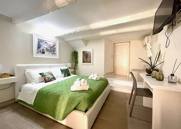 Residenza Donna Peppina 4*